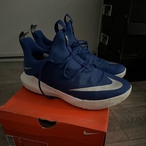 Used men’s blue Nikes